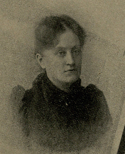 Hanna Ehlen, Fotografie Paul Schmidt, Bergen (Rügen), abgebildet in XVII. Jg. (1896), Nr. 8, S. 99.