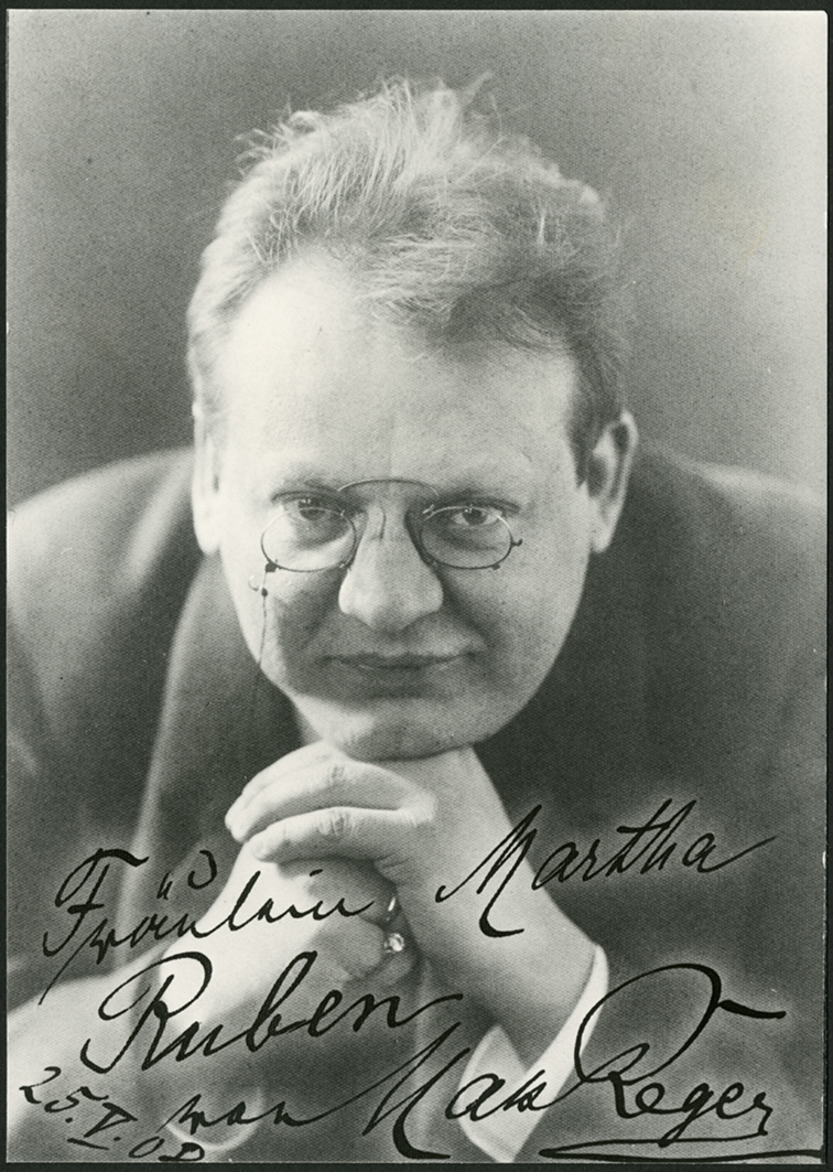 Max Reger. 1908 – Fotoabzug im Max-Reger-Institut, Karlsruhe.