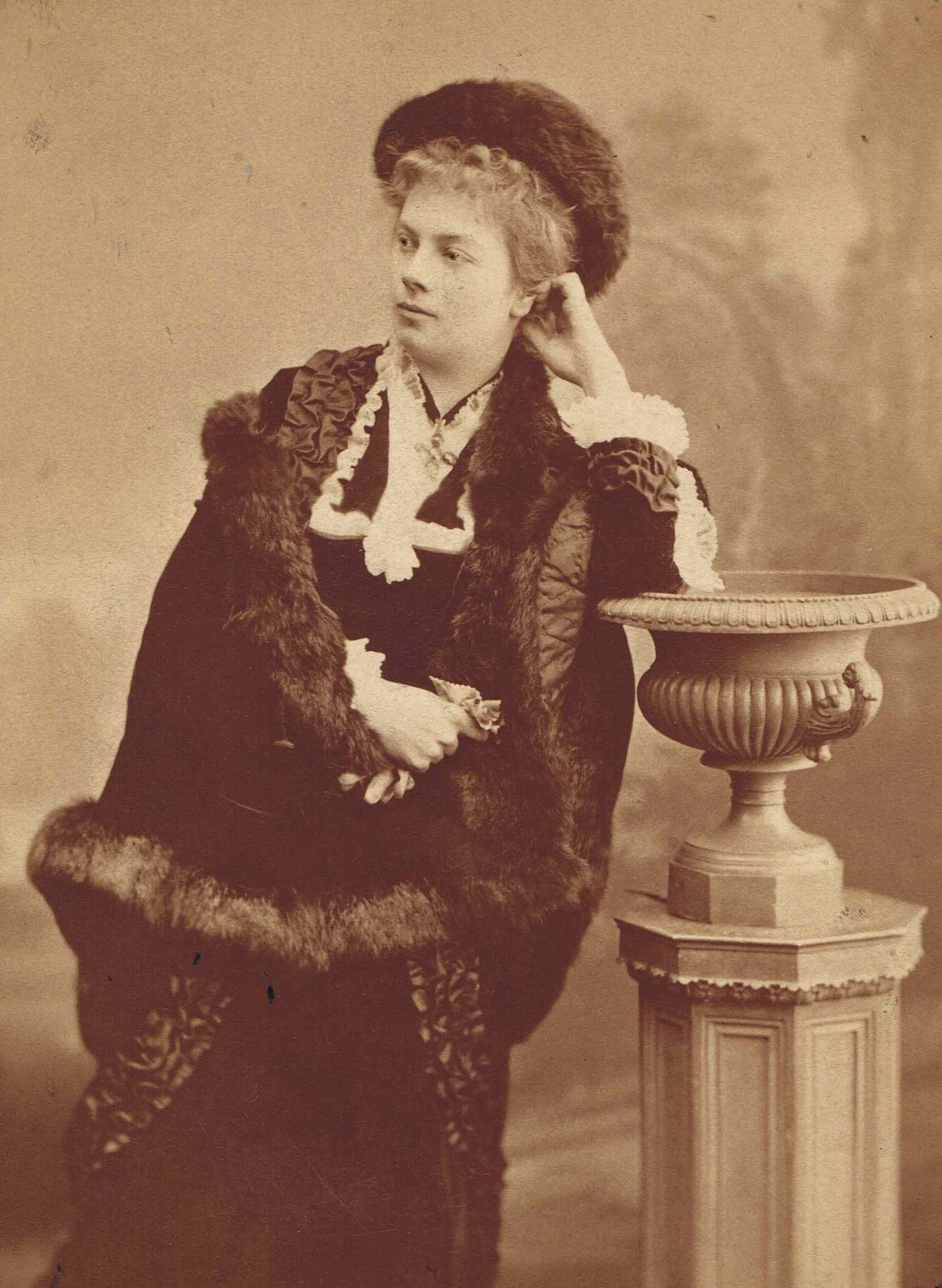 Martha Remmert (um 1905), Foto Lutze & Witte, Hof-Photographen, Görlitz, Abzug Privatbesitz Dr. Dieter Nolden, Bielefeld